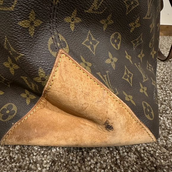‼️AUTHENTIC ‼️ Louis Vuitton cabas mezzo large tote - Picture 14 of 16